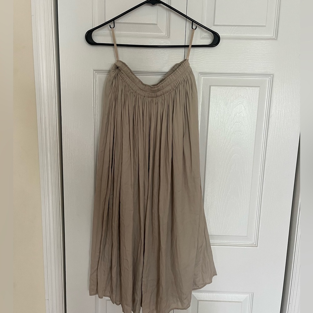 Uniqlo midi skirt